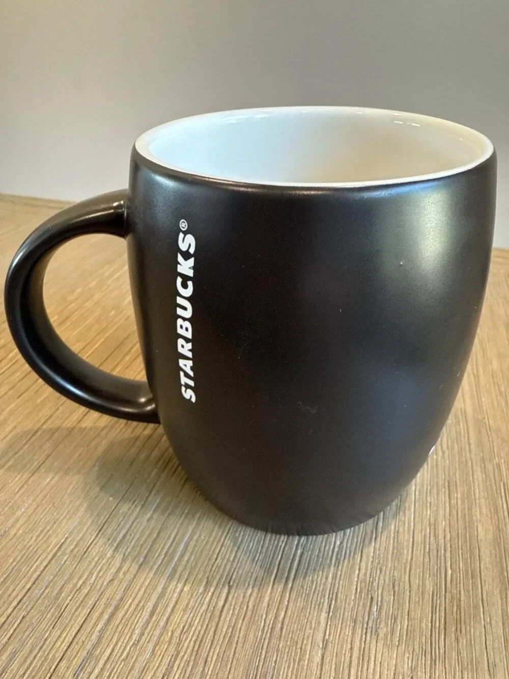 Starbucks 2011 Coffee cup Barrel matte black etched Mermaid siren